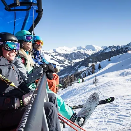 Schlossbergblick Апартаменты Радфельд